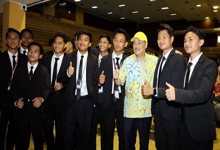 Sabah Offers Free Education and Student Loan Relief