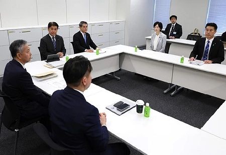 Ruling Parties Meet Nippon Ishin to Discuss Free High School Tuition Program