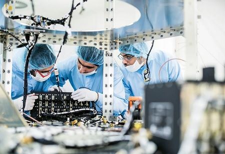 UAE Empowers Emirati Talent with Pioneering Space Engineering Education Programme