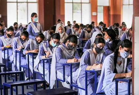 The Himachal government will grant education loans to students at a 1% interest rate