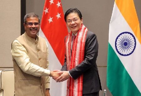 Singapore PM Calls For Stronger Education And Skill Development Cooperation With India