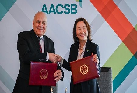 AACSB and AArU Forge Strategic Partnership to Elevate Arab Education