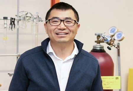 Brock University Professor Jianbo Gao Honored for Revolutionary Solar Panel Tech