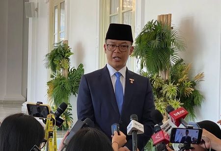 Indonesia, Malaysia to Launch Learning Centers for Migrant Workers' Children