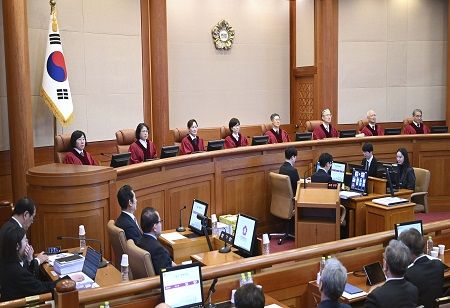 South Korea's Nine Education Offices Call for Live Streaming of Yoon's Impeachment Trial